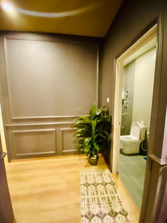 Faizal Madhi Homestay Kuching Exterior foto