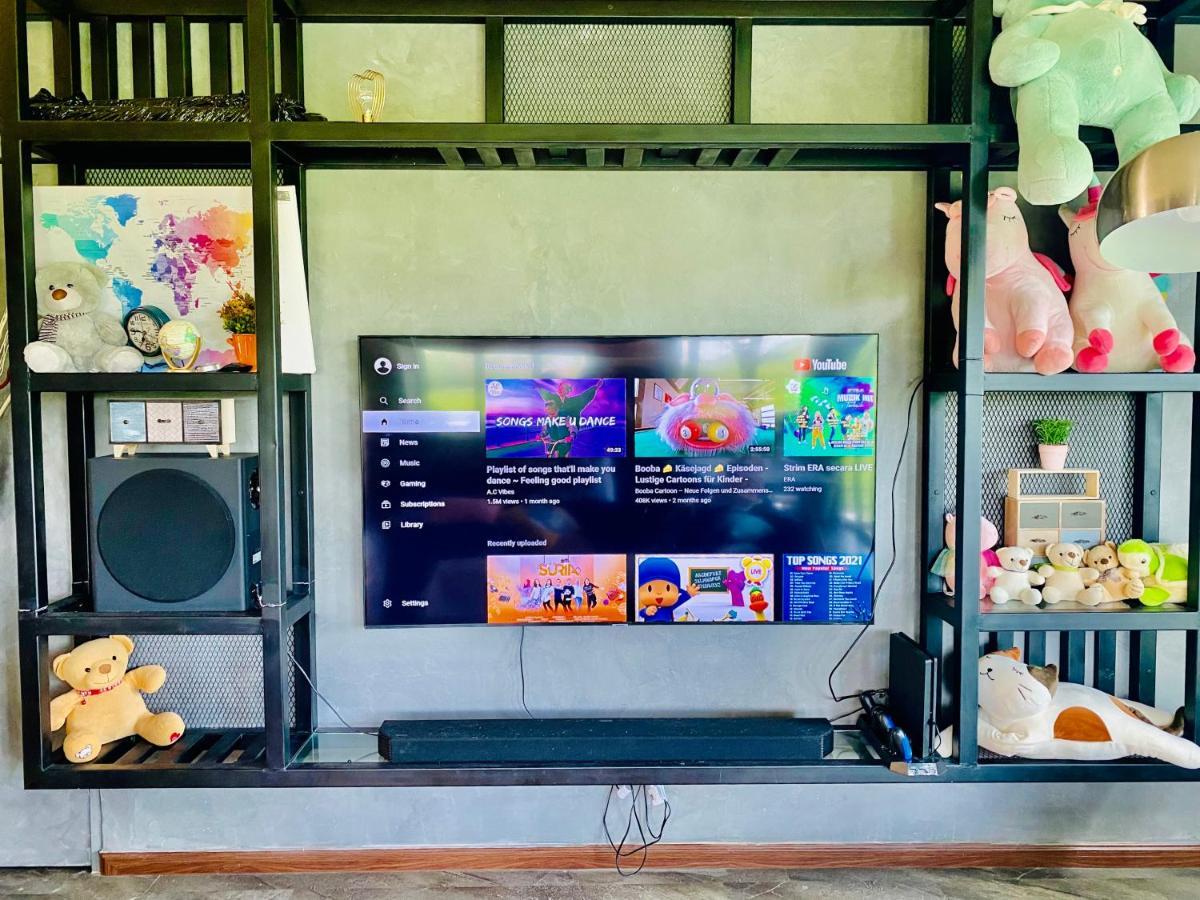 Faizal Madhi Homestay Kuching Exterior foto